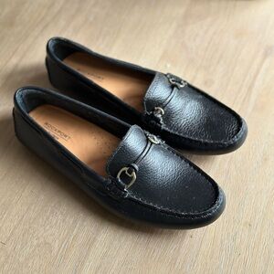 Black Rockport Loafers